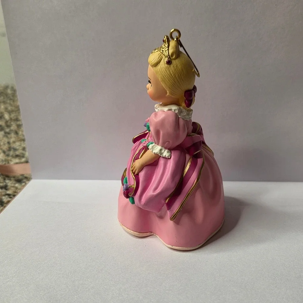 Hallmark Keepsake Ornament 1996 Madame Alexander Cinderella 1995 Doll Series